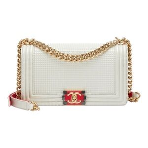 CHANEL LEBOY EMBOSSED LAMBSKIN ( LIVE SHOWING)